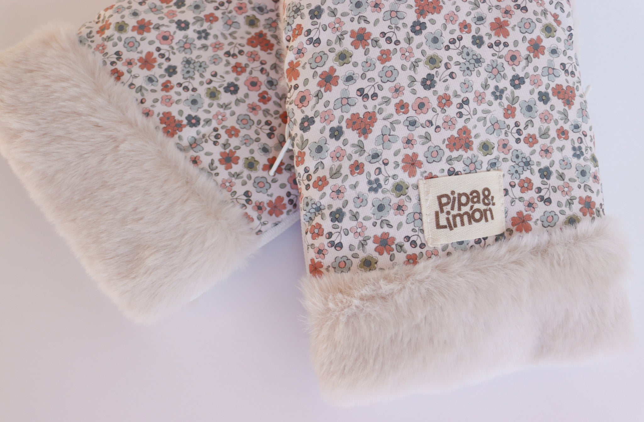 Manoplas carrito NOAH