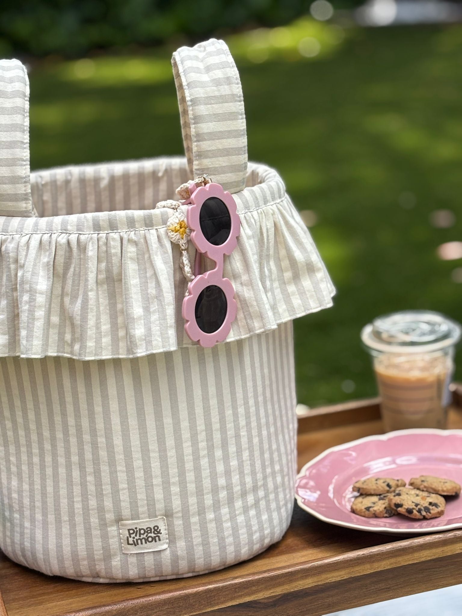 Bucket bag COOKIES/CREAM