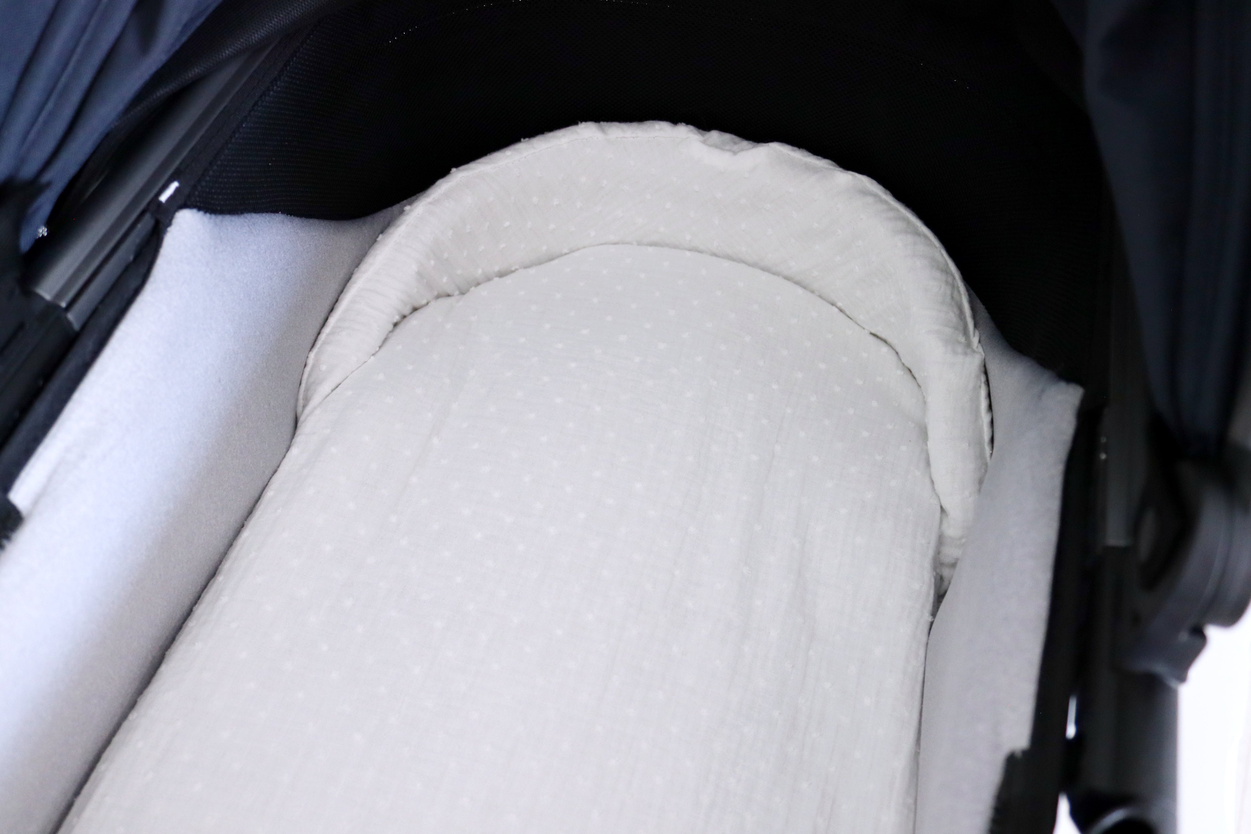 Bajera + funda almohadita PLUMETI BLANCO