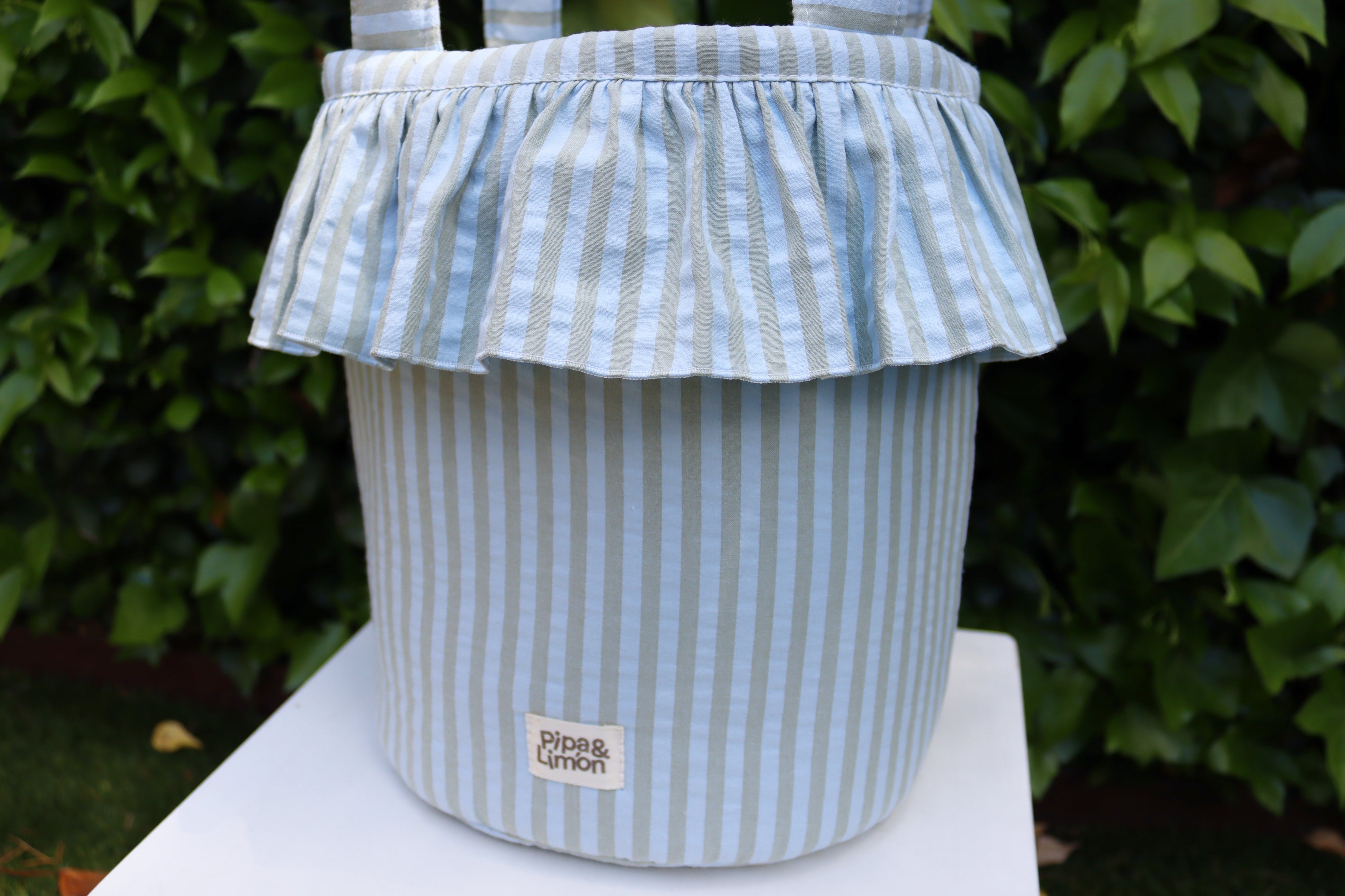 Bucket bag MILKY BLUE/MATCHA