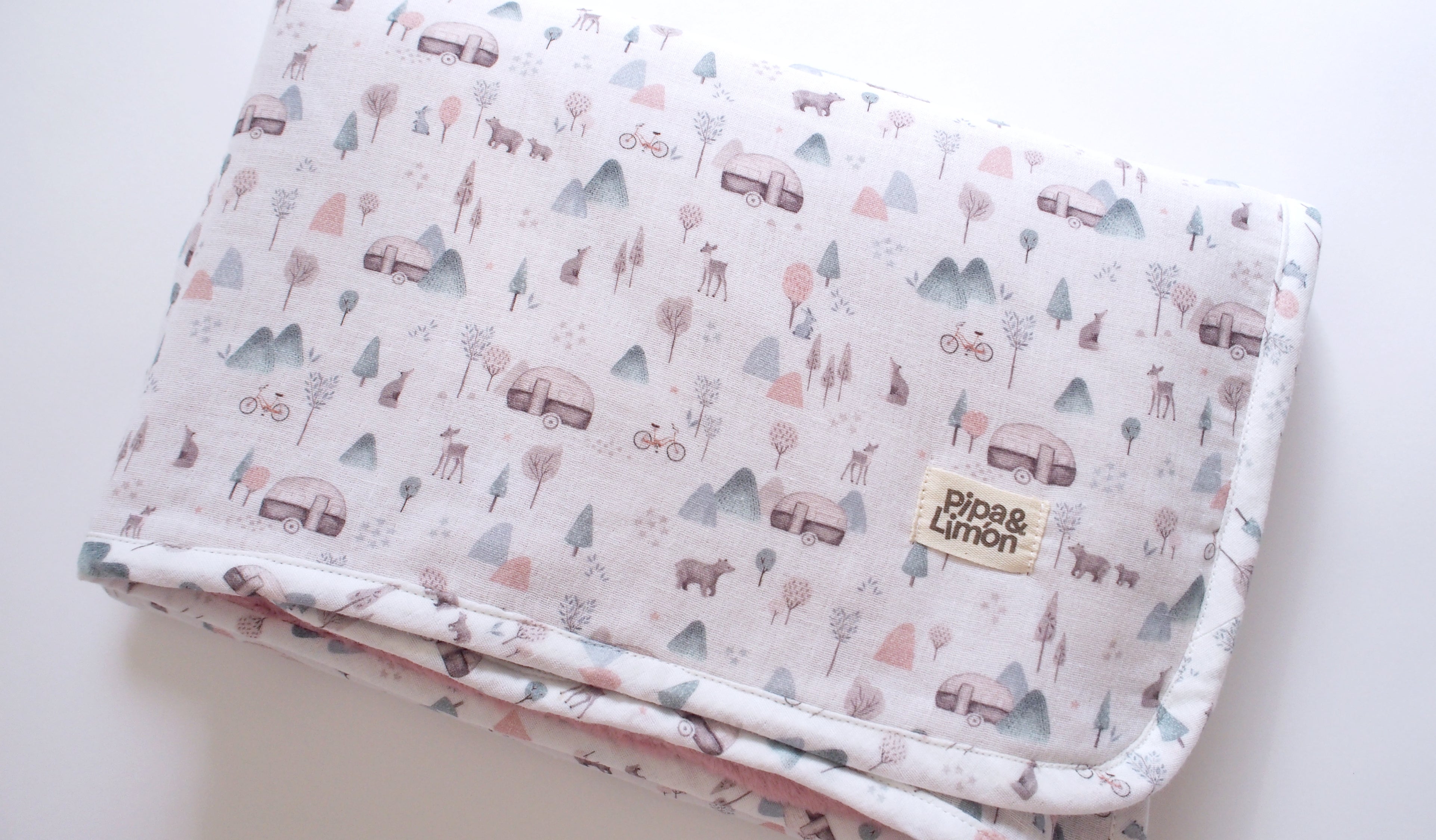 Manta pelito FOREST rosa