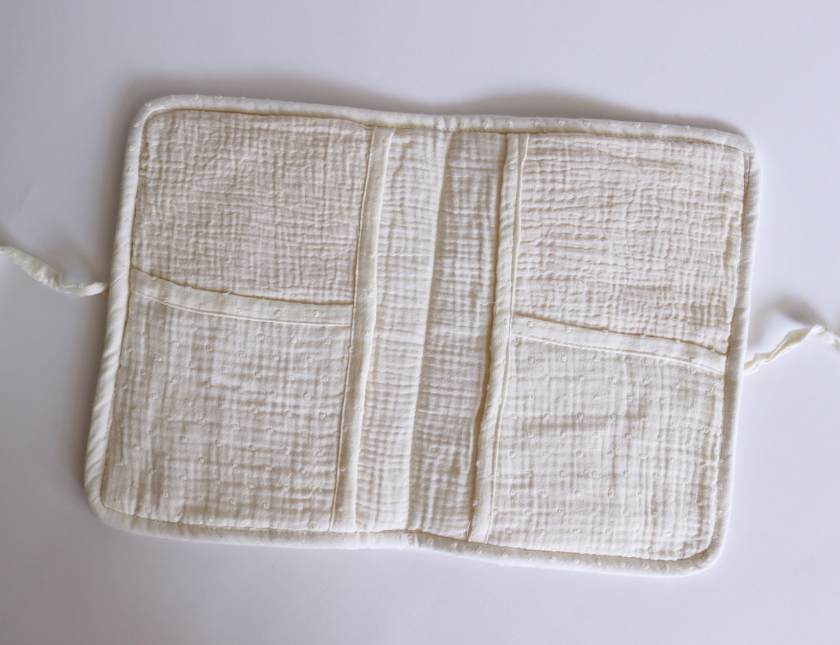 Portadocumentos PLUMETI BEIGE
