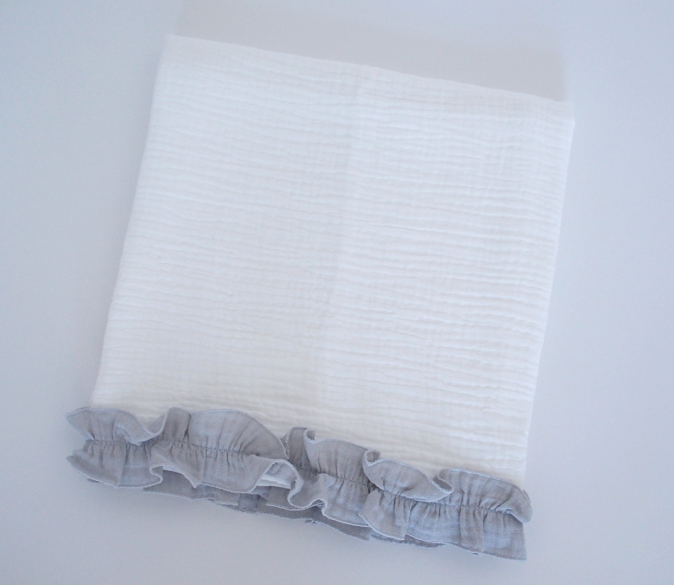 Sábana capazo volante gris