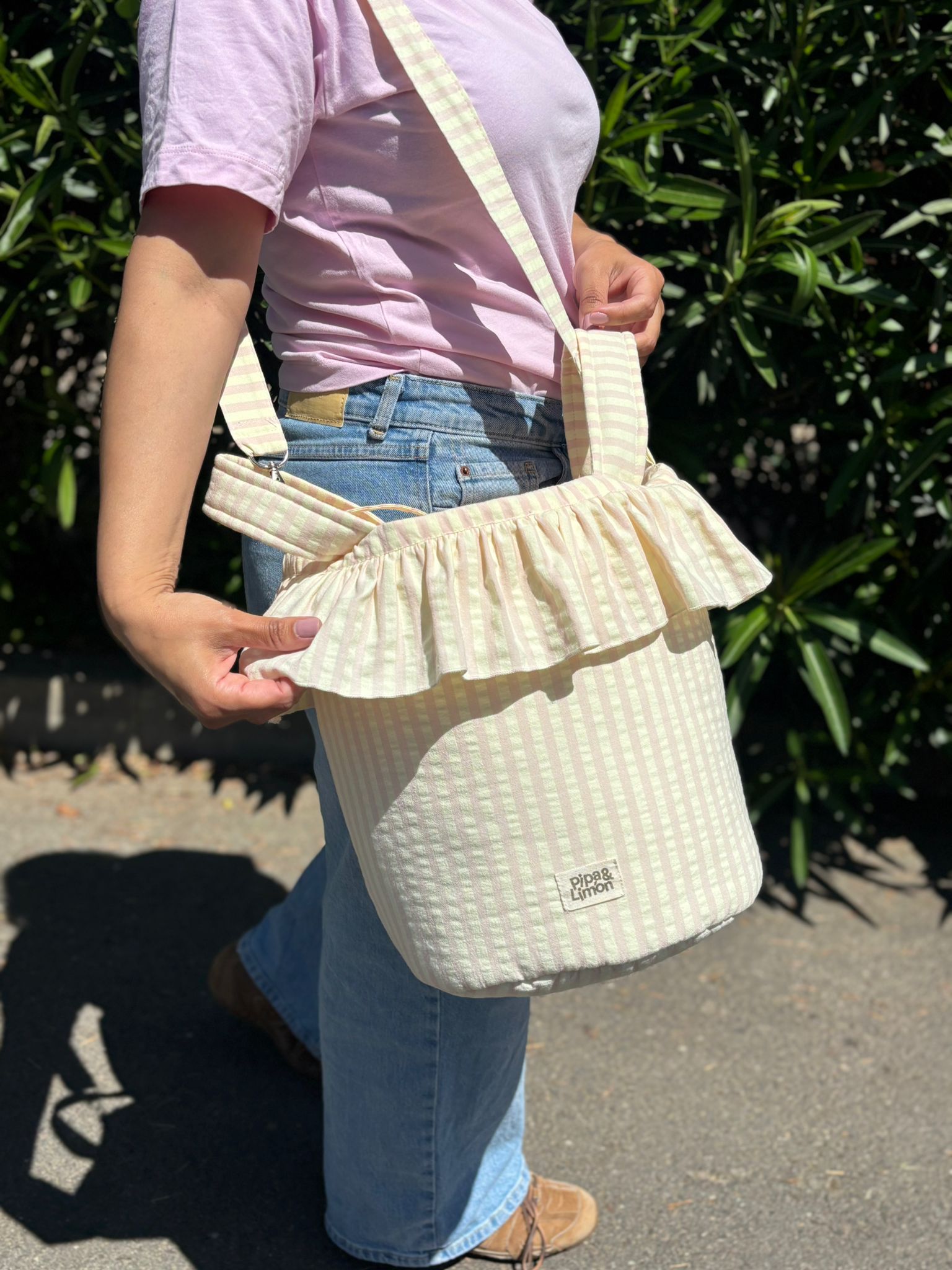 Bucket bag STRAWBERRY/VANILLA